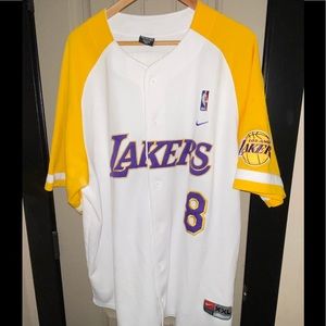 Vintage very rare Nike baseball style Kobe Bryant jersey!